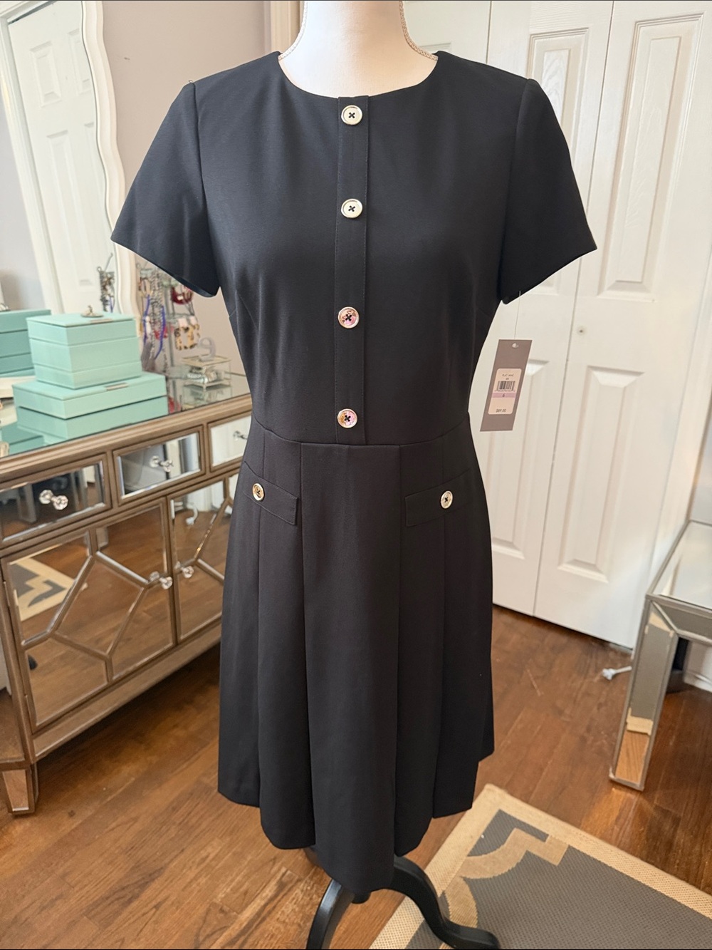 Marc New York -Classic Black Short-Sleeve Button-Front Dress w/Kick Pleats 6 NWT